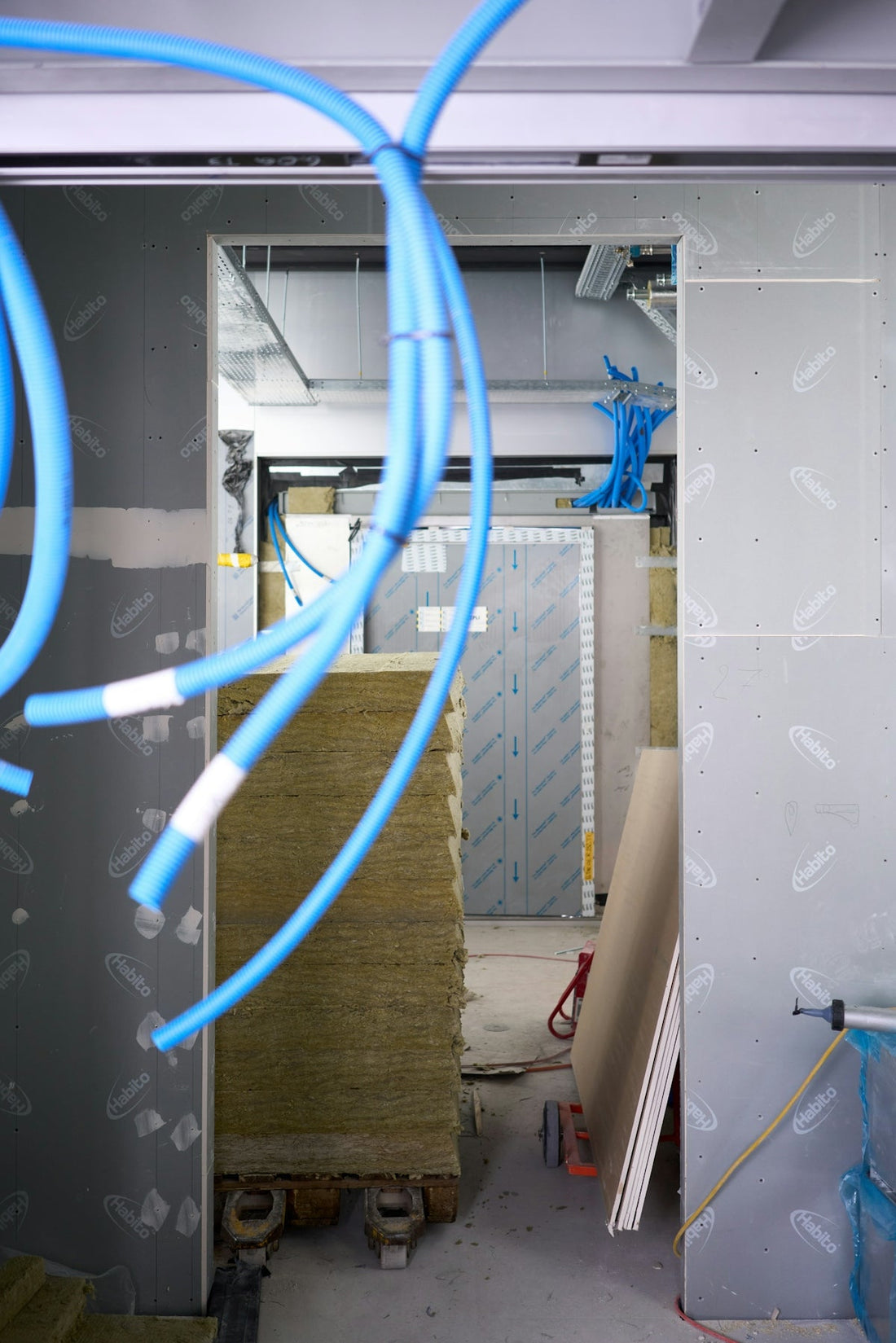 Creating a Checklist for Buying Plasterboards with Insulation for Residential and Commercial Use - JJ Building Materials