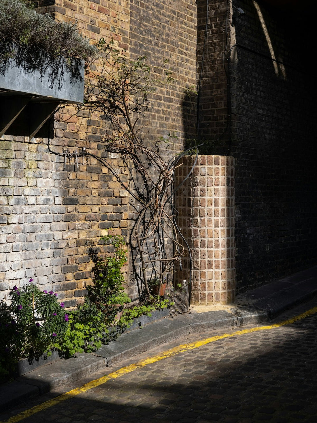 How Blue Engineering Bricks are Shaping the Future of Construction - JJ Building Materials