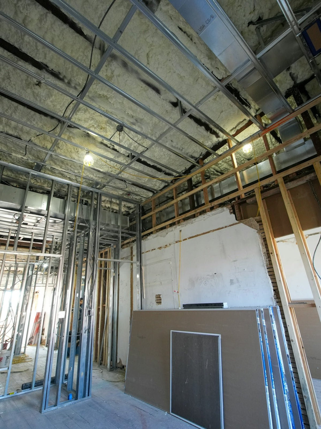 Insulating with Plaster Board Sheets: Maximising Comfort and Efficiency in Building Projects - JJ Building Materials