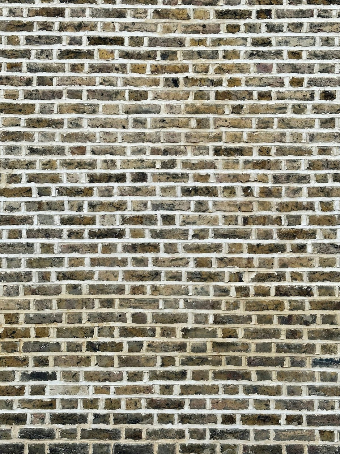 Testing the Limits of Colour and Style: Red Bricks versus Grey Bricks - JJ Building Materials