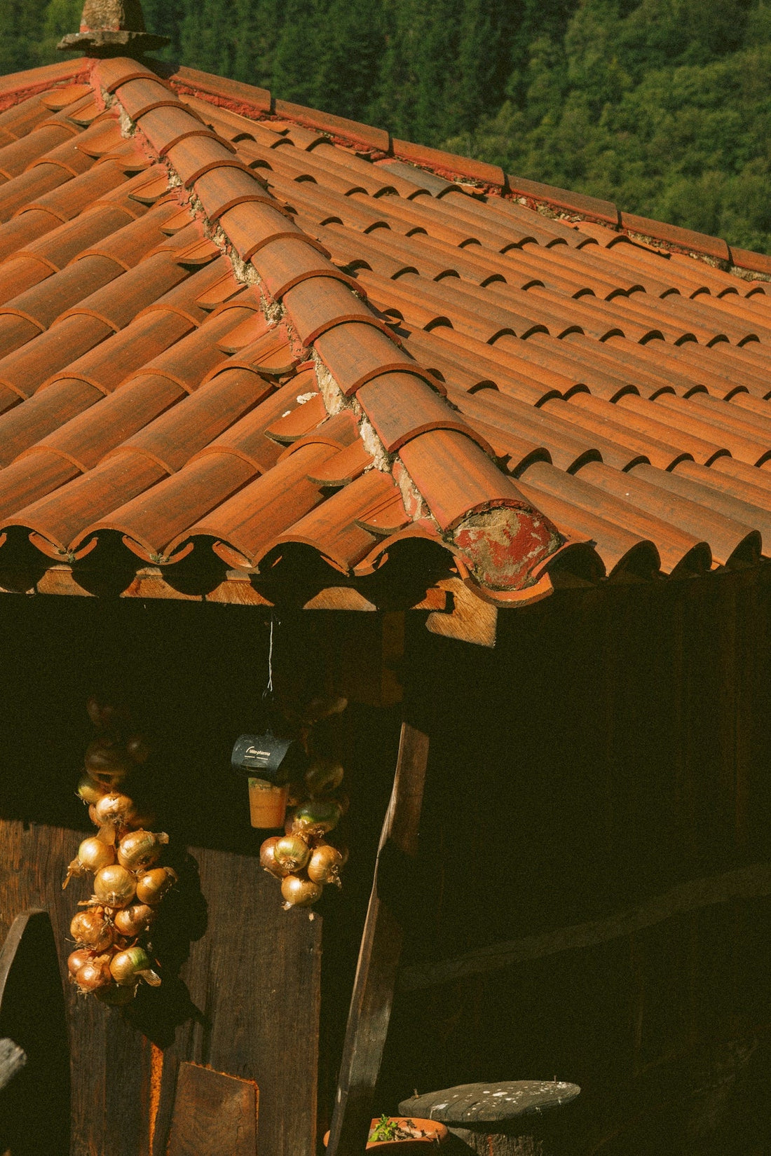 The Impact and Installation of Redland Roof Tiles Colour Blends and Innovations with BMI Redland Mini-Stonewold Interlocking Concrete Roof Tile - JJ Building Materials