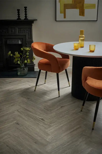 Woodpecker Craft Thatch Oak Herringbone Stratex Wood Flooring With Built In Underlay (1.44m2)