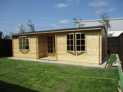 Shire Elveden Log Cabin With 44mm Log Thickness