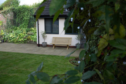 Forest Kuba Bench 1.5m