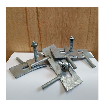 Two pin cleat with Bolt & Washer