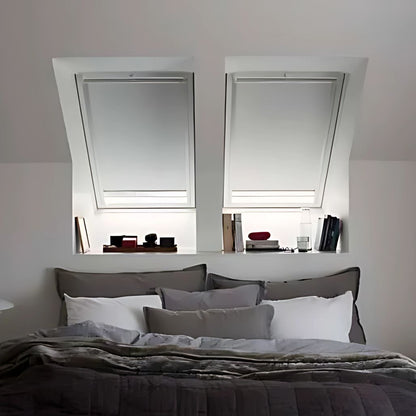 Velux GGU 0070 White Polyurethane Centre Pivot Roof Window