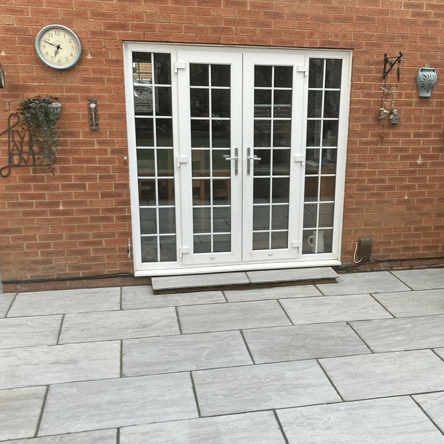 Aravalli Grey Indian 22mm Sandstone Paving Slabs - Riven - JJ Building Materials