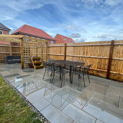 Aravalli Grey Indian 20mm Sandstone Paving Slabs - Sawn & Honed - Patio Kit