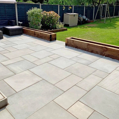 Aravalli Grey Indian 20mm Sandstone Paving Slabs - Sawn & Honed - Patio Kit