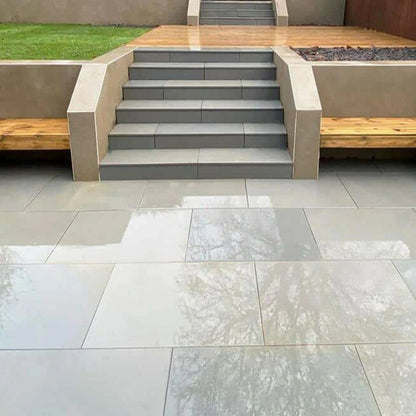 Aravalli Grey Indian 40mm Sandstone - Sawn & Honed - Bullnose Steps - 900x400mm