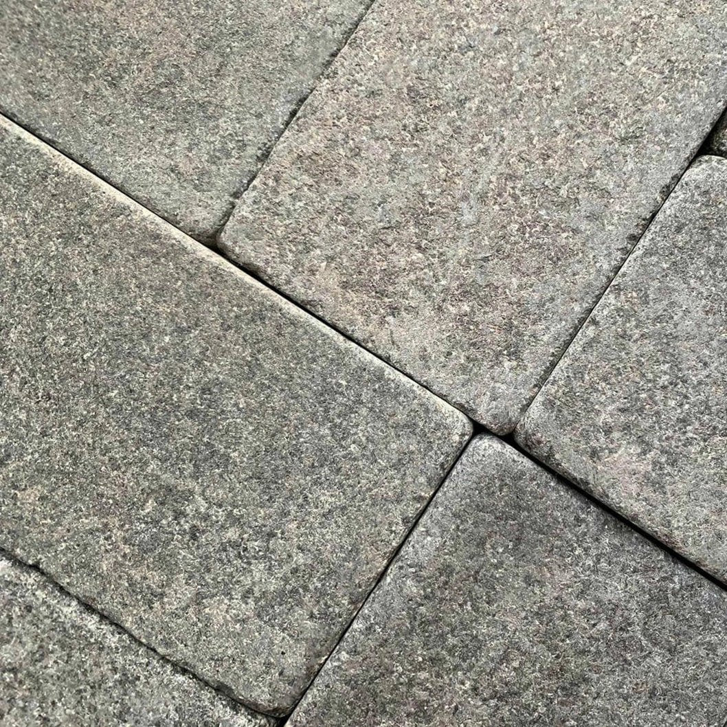 Carbon Charcoal 30mm Granite Setts - 200×100mm - JJ Building Materials