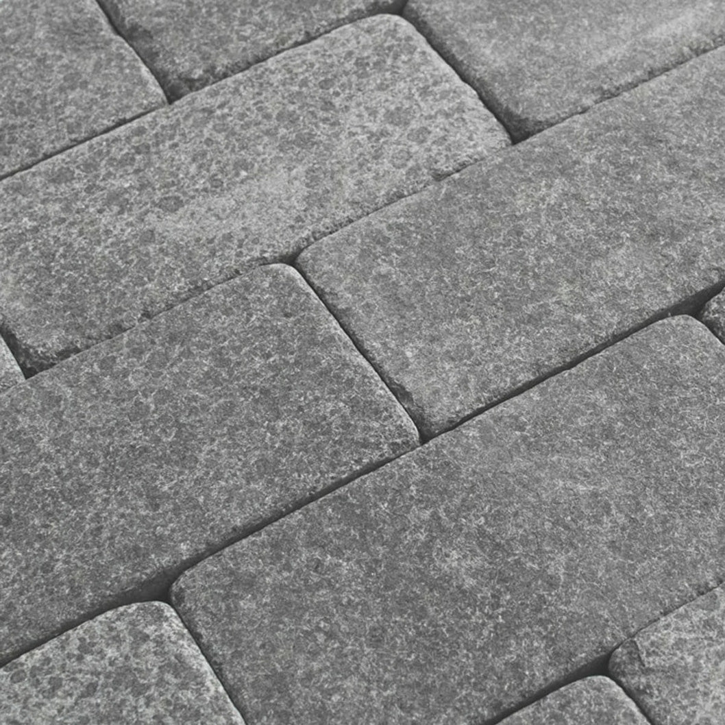 Carbon Charcoal 30mm Granite Setts - 200×100mm - JJ Building Materials