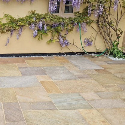 Elite Buff Indian 22mm Sandstone Paving Slabs - Riven - Patio Kit