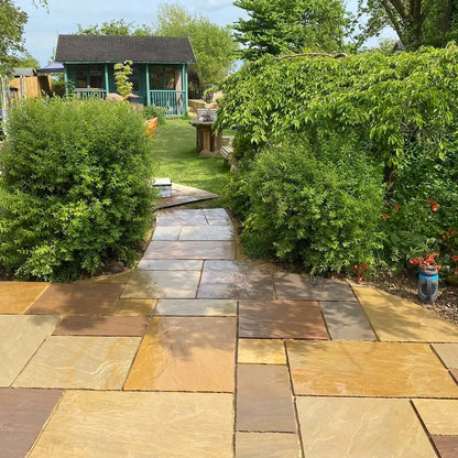 Elite Buff Indian 22mm Sandstone Paving Slabs - Riven - Patio Kit