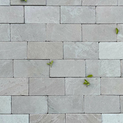 Elite Buff Indian Sandstone Setts - Tumbled - 200×100 - 40mm
