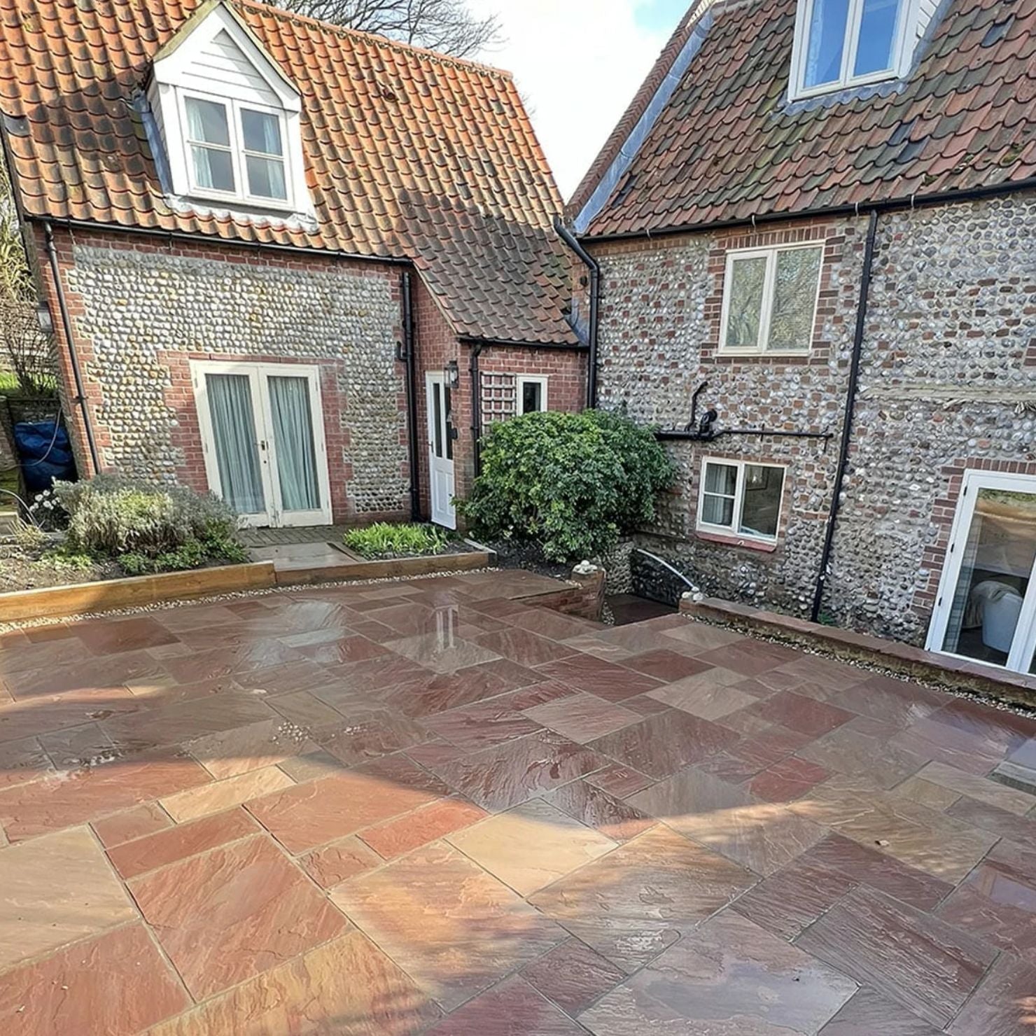 Fall Brown Indian 22mm Sandstone Paving Slabs - Riven - Patio Kit - JJ Building Materials