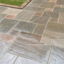 Fall Brown Indian 22mm Sandstone Paving Slabs - Riven - Patio Kit