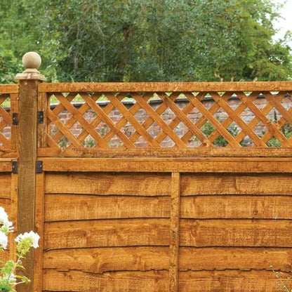 Forest Diamond Lattice Fence Topper - JJ Building Materials