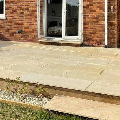 Fossil Sawn 20mm Sandstone Paving Slabs