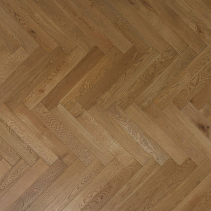 Foxley Oak Brushed Fusion Hybrid Engineered Wood Flooring - 1.92m2 Pack Size | Parquet Range