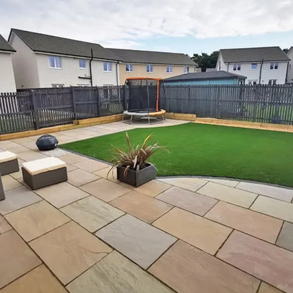 Imperial Green Indian 22mm Sandstone Paving Slabs - Riven