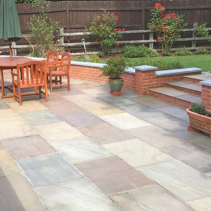 Imperial Green Indian 22mm Sandstone Paving Slabs - Riven