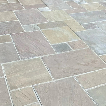 Imperial Green Indian 22mm Sandstone Paving Slabs - Tumbled - Patio Kit