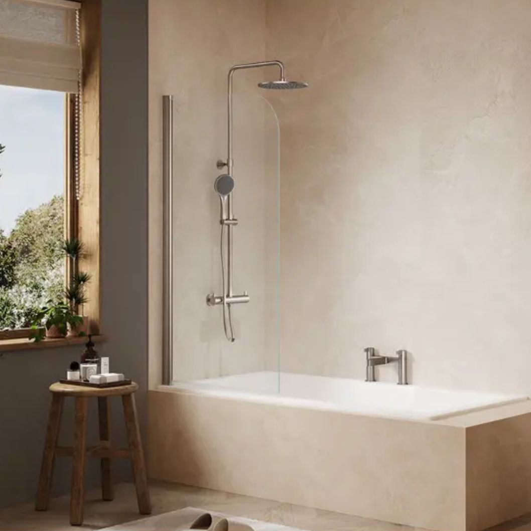 Merlyn Ionic Single Curved Bathscreen - JJ Building Materials