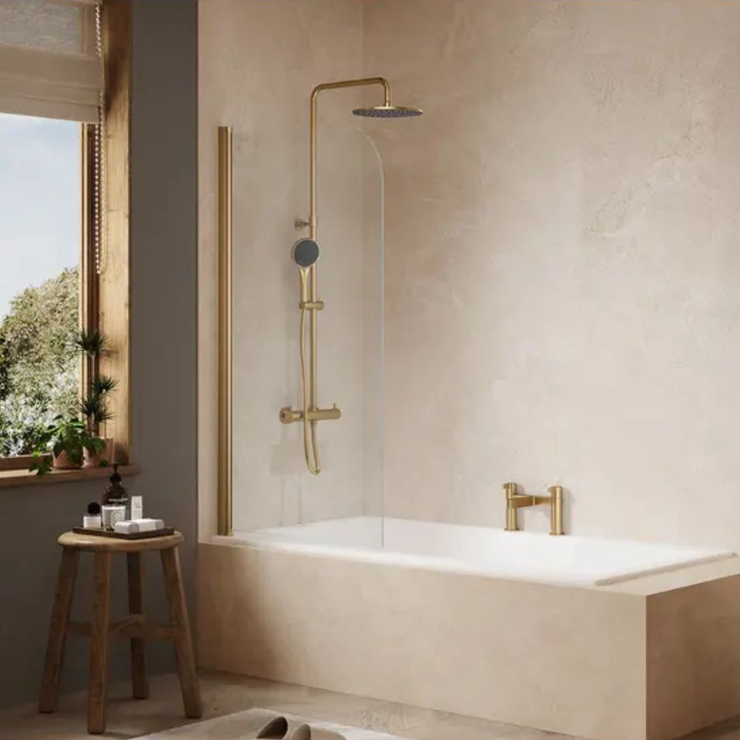 Merlyn Ionic Single Curved Bathscreen - JJ Building Materials