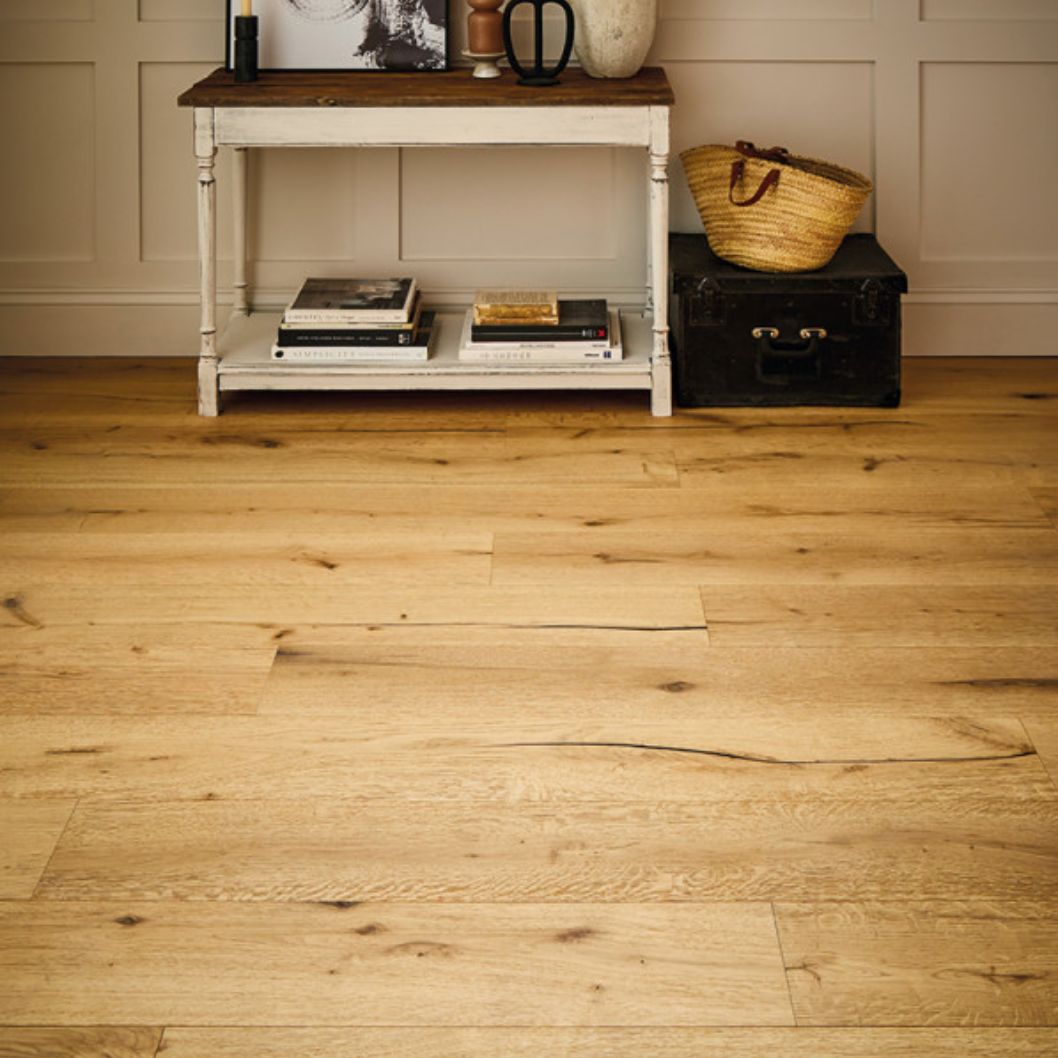 Nanzen Oak Plank Brushed UV Oil Engineered Wood Flooring - 2.17m2 Pack Size | Contemporary Range - JJ Building Materials