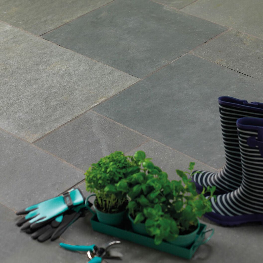 Pavestone Kota Blue (22mm Calibrated Sawn Edges) Natural Limestone Paving - Mixed Size Patio Pack - 15m² - JJ Building Materials