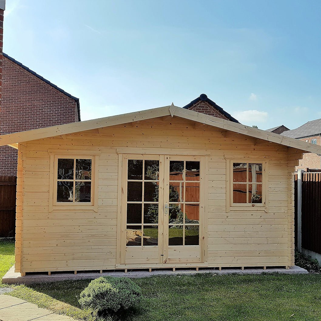 Shire Clipstone Log Cabin With 28mm Log Thickness - JJ Building Materials