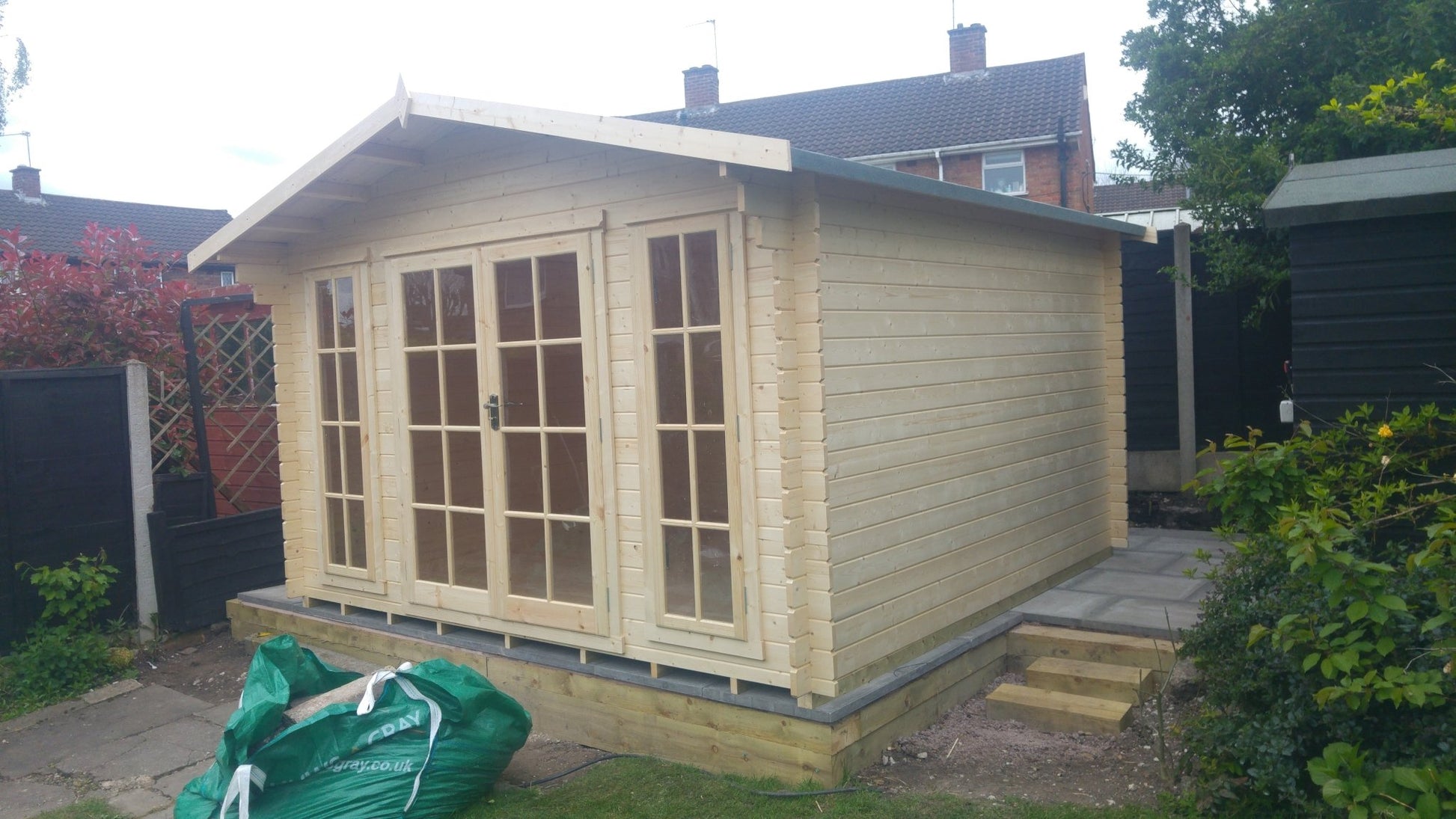 Shire Eppings Log Cabin With 28mm Log Thickness - JJ Building Materials
