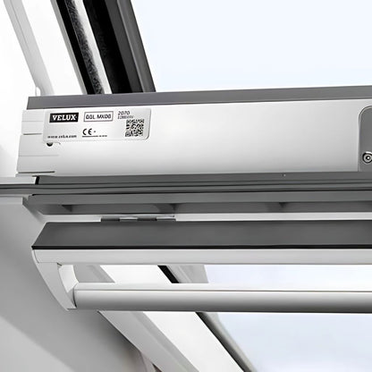 Velux GGL 2070 White Painted Pine Centre Pivot Roof Window - JJ Building Materials
