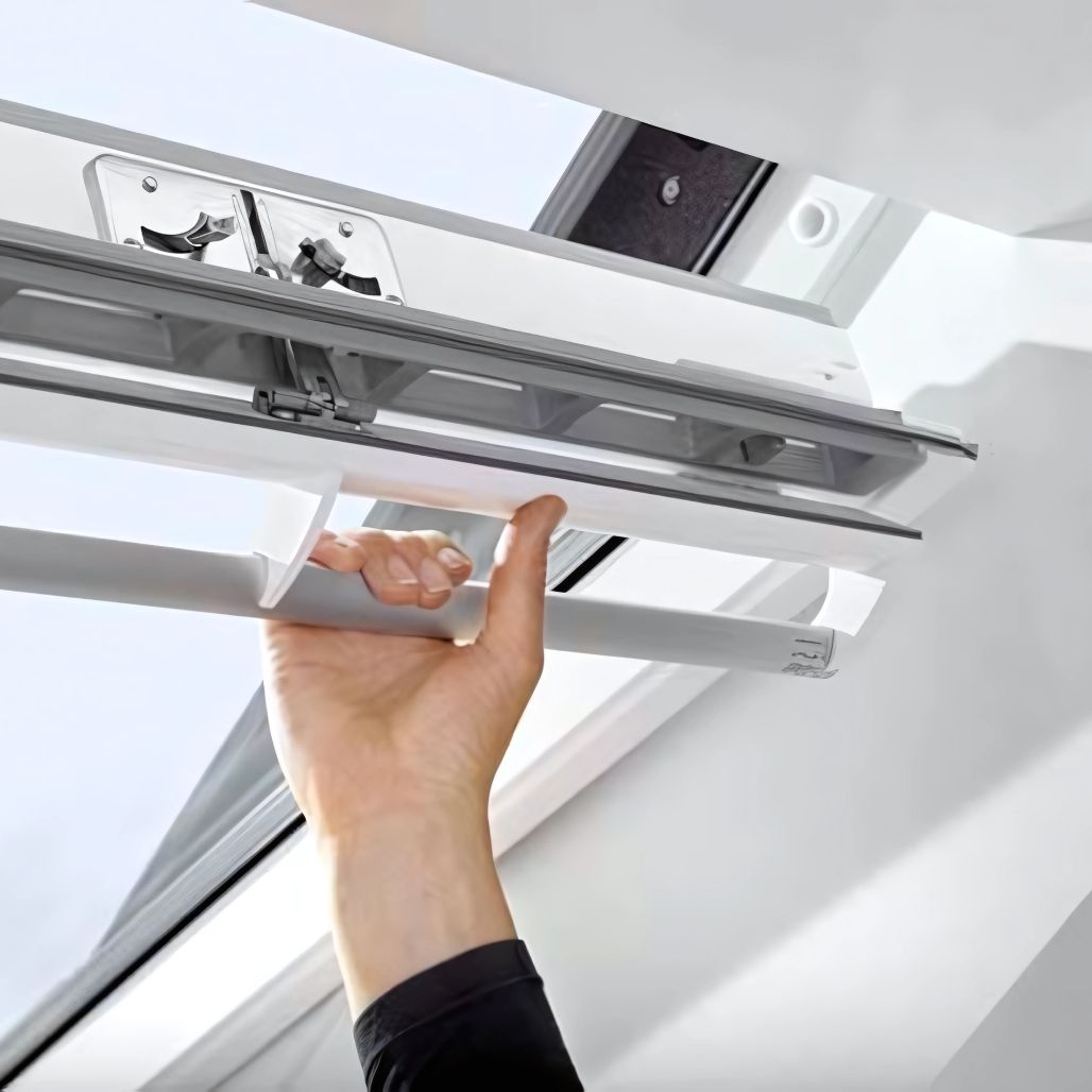 Velux GGL 2070 White Painted Pine Centre Pivot Roof Window - JJ Building Materials