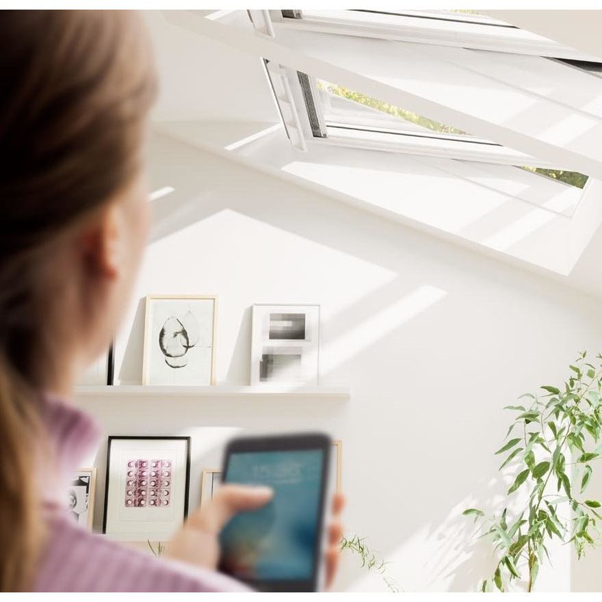 VELUX GGL Solar White Painted Centre Pivot Roof Window - JJ Building Materials