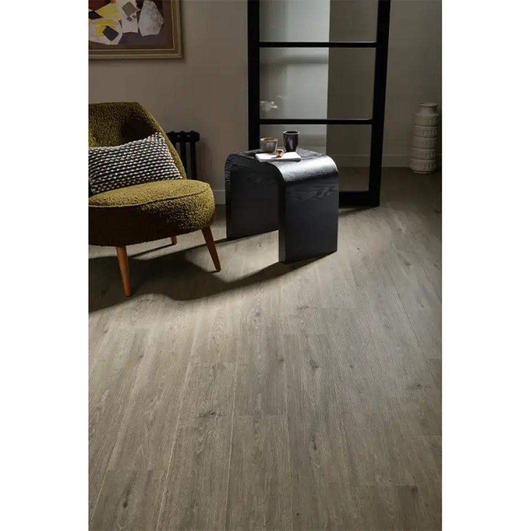 Woodpecker Craft Thatch Oak Stratex Wood Flooring With Built In Underlay (2.124m2) - JJ Building Materials